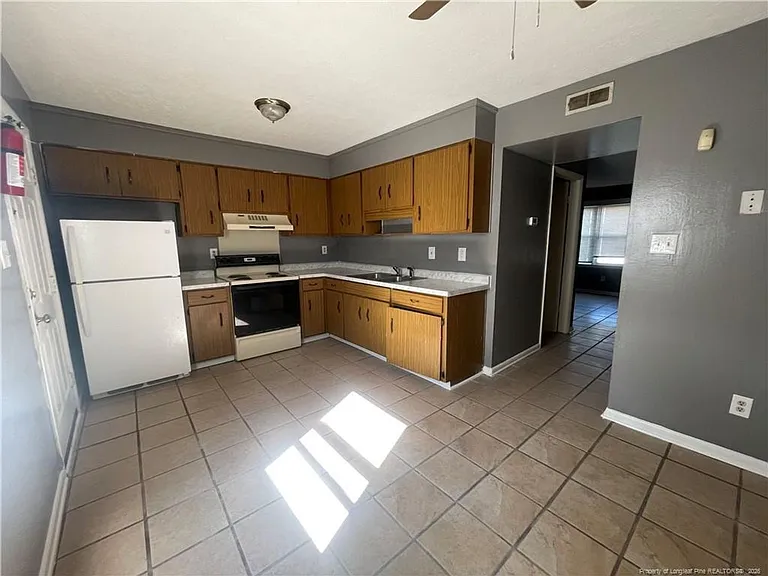 4937 Galveston Dr #D — Photo 6