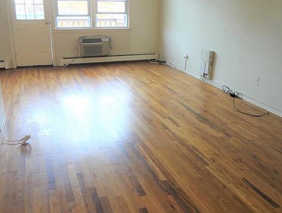 2nd image of 380 N Broadway APT D3