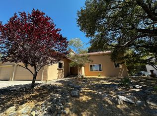 21916 Phoenix Lake Rd, Sonora, CA 95370