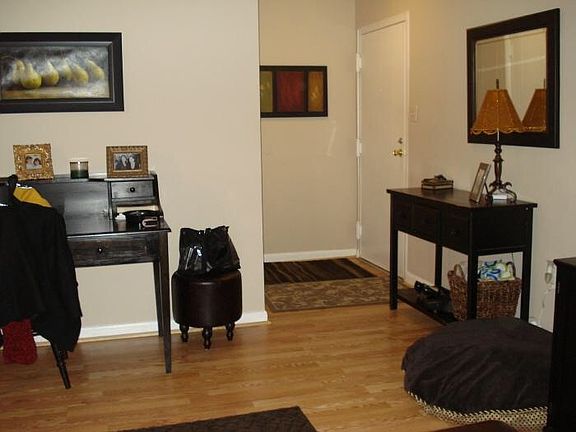 Entry Way/ Storage Closet