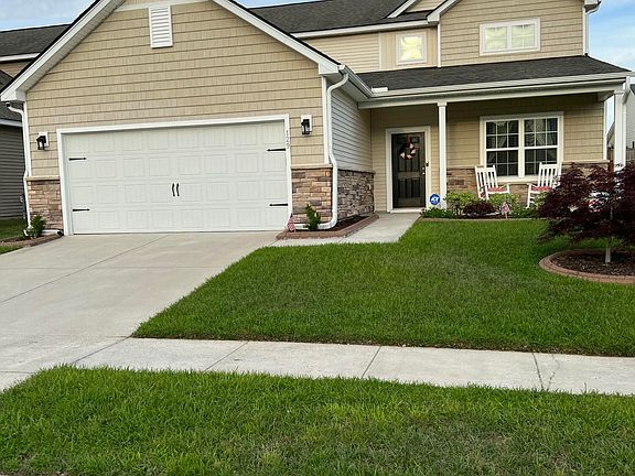 5th image of 129 Ancestry Ln