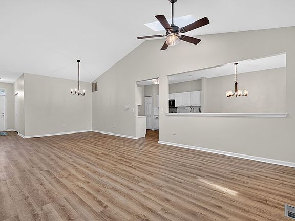 5th image of 21533 Papoose Lake Ct