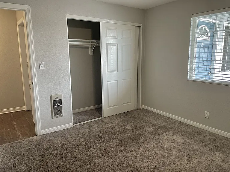 Villa Serrano Apartment Homes — Photo 47