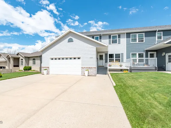 2330 Hoover Ave, Bismarck, ND 58501