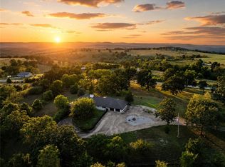 978 E Highway 14, Lead Hill, AR 72644