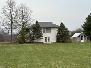 7639 Center Rd, Valley City, OH 44280