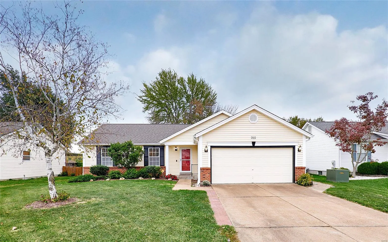 315 Jana Dr photo 1