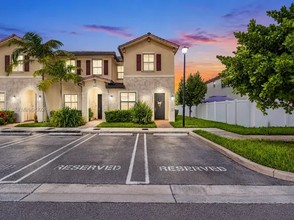10496 W 33rd Ln, Hialeah, FL 33018