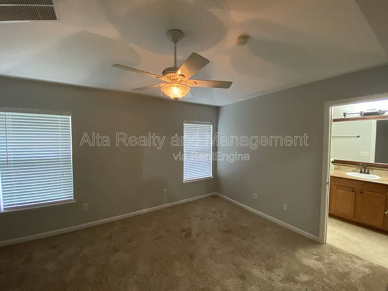 8692 Tower Falls Dr — Photo 8