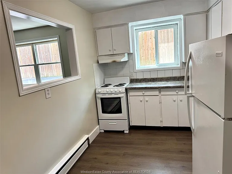 2035 University Ave W #102 — Photo 8