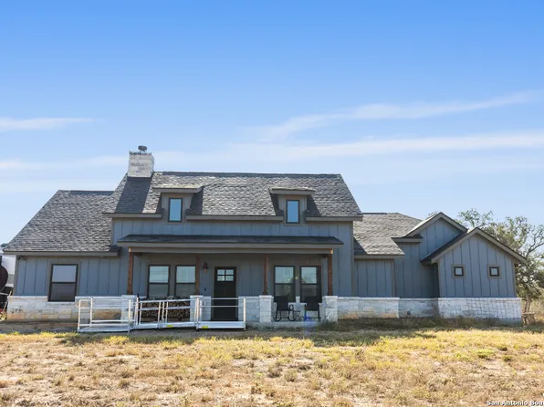 345 PR Two A Ln, Poteet, TX 78065