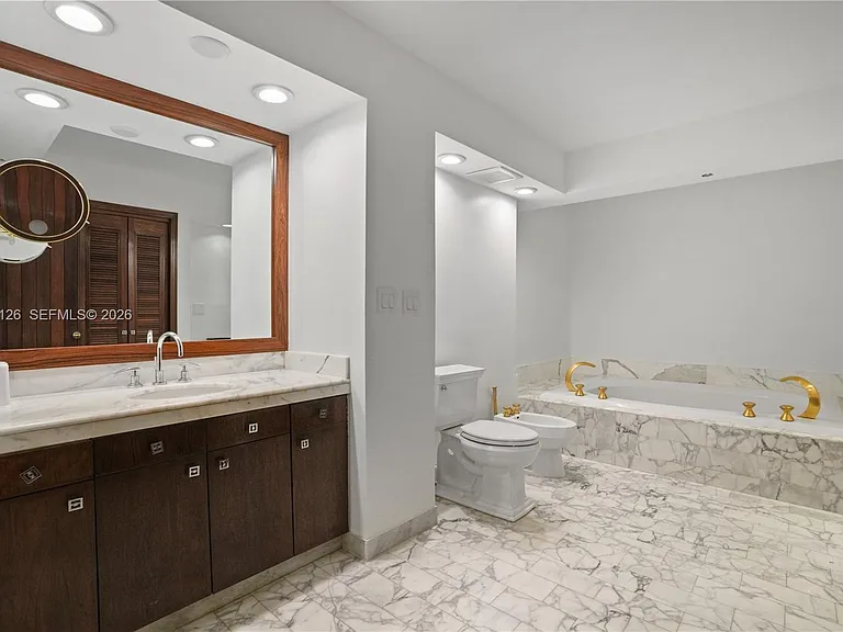 19355 Turnberry Way #25GR — Photo 26