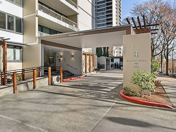 2nd image of 255 SW Harrison St APT 15C