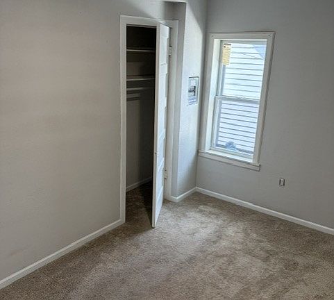 5th image of 2705 N Bremen St