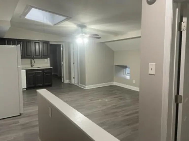 4040 Spruce St — Photo 40