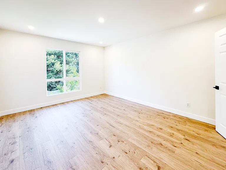 500 Jackson Pl #306 — Photo 10