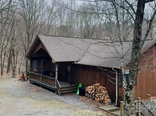 1936 El Miner Dr, Mars Hill, NC 28754
