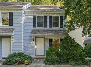817 Edwards St #B, Chapel Hill, NC 27516