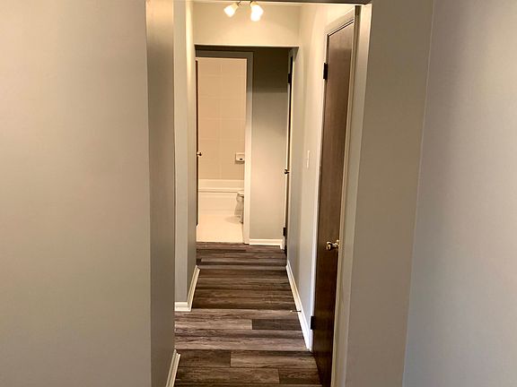 3rd image of 2745 Observatory Ave #13