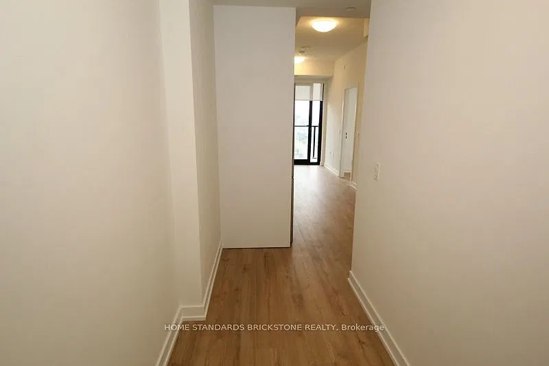 2 bed, $1,700 — Photo 4