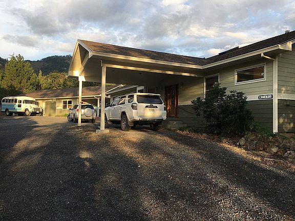 3rd image of 7491 Highway 238