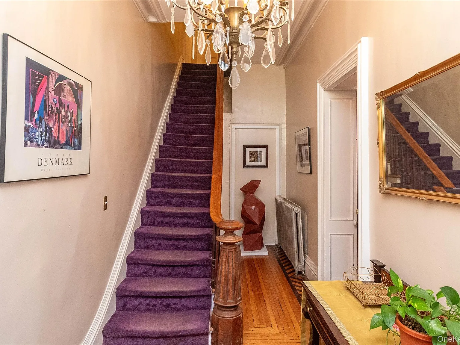 1 bed, 1.0 bath, 1100 sqft, $2,000 — Photo 2
