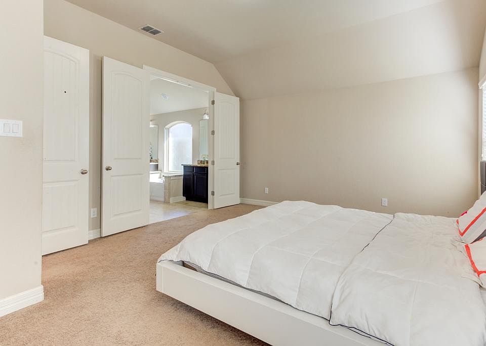 1st image of 3137 Barker Cypress