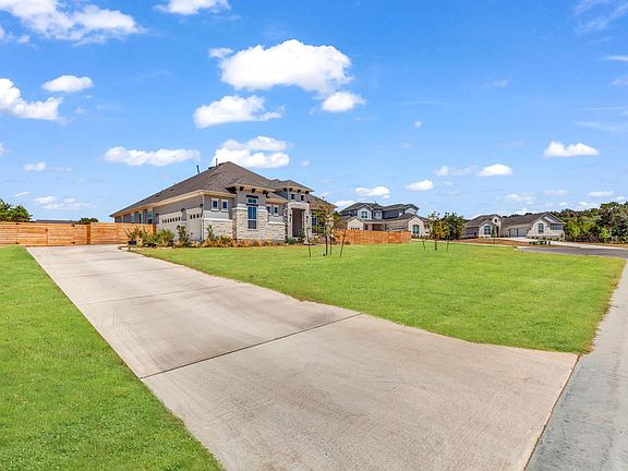 2nd image of 1937 Halflinger Ln