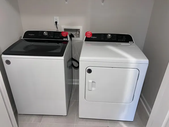 1273 Falling Acorn Ln, Concord, NC 28027