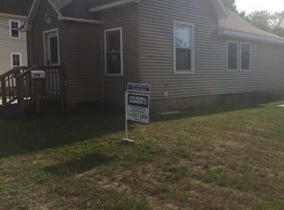 703 Pearl St, Belding, MI 48809