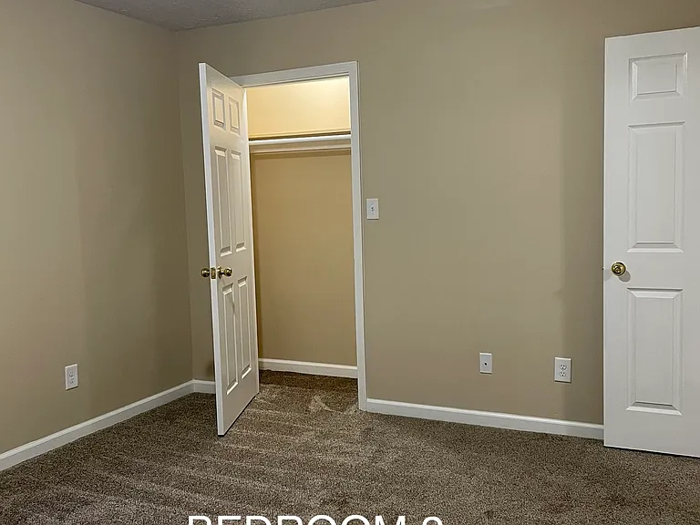 702 Central Ave — Photo 6