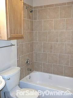 5th image of 926 S Dixon St