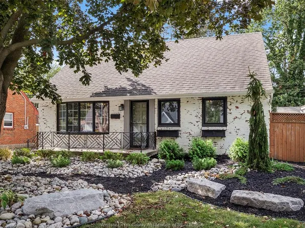 1137 Reedmere Rd, Windsor, ON N8S 2M2