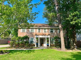 733 Stone Mountain Dr, Conroe, TX 77302