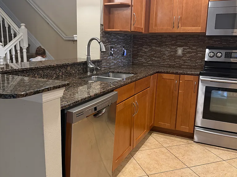 7324 Black Walnut Way — Photo 4
