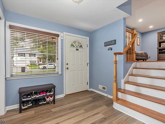 2nd image of 2104 Shady Ln