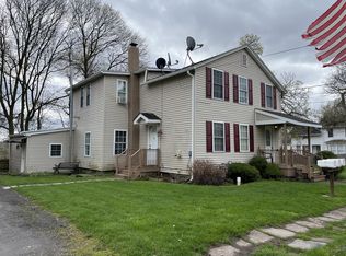 247 Lock St APT 3, Lockport, NY 14094