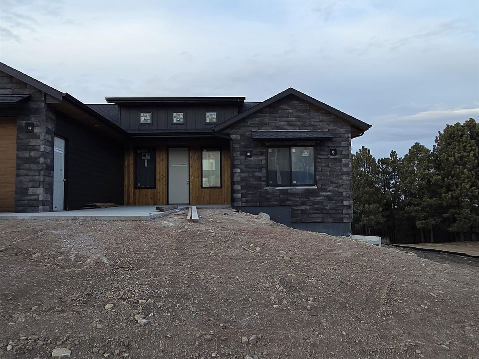 2nd image of 4811 Enchanted Pines Dr