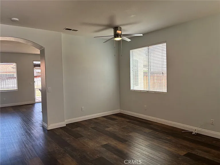 239 Tradewinds Ln — Photo 7