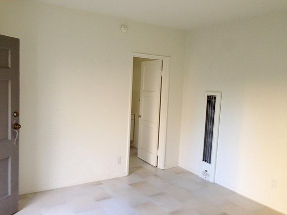 5th image of 1129 17th St APT B