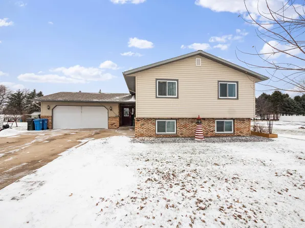 304 Iowa Ave, Hoffman, MN 56339