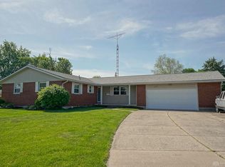 1342 Walnut Bend Ct, Fairborn, OH 45324