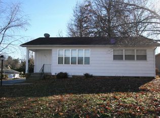 618 E Centennial Ave, Carthage, MO 64836