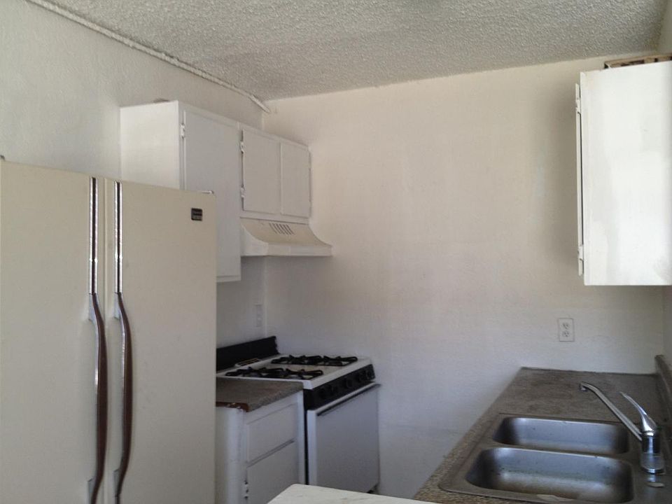2nd image of 2301 Sunrise Ave APT 2