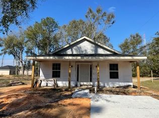 463 Pauline St, Saraland, AL 36571
