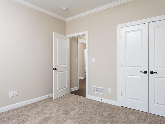 5th image of 2408 Irish Bend Ct