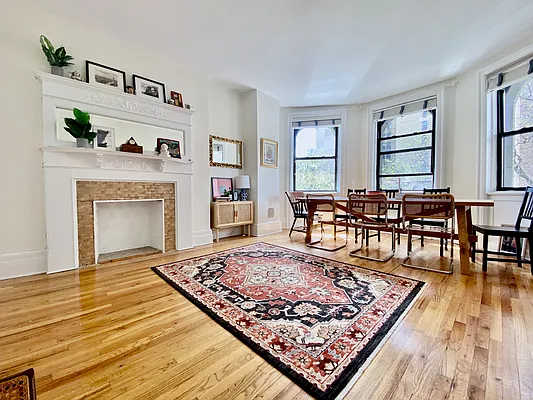 Rented by Corcoran | media 27