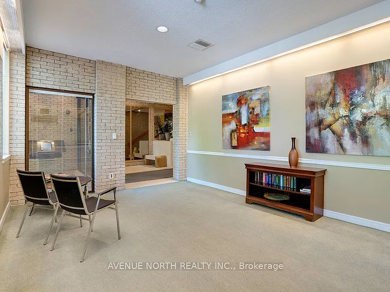 1100 Ambleside Dr #708 — Photo 4