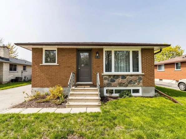 226 Overlea Dr, Kitchener, ON N2M 1T3