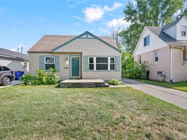 8460 Busko Ave, Warren, MI 48093